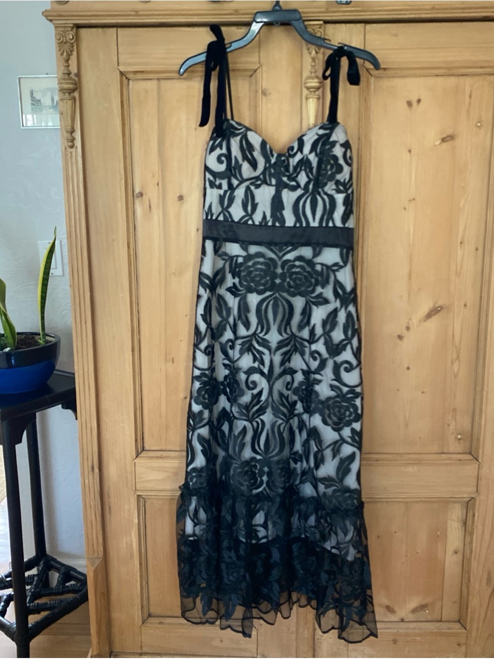 Black Floral Corset Lace Maxi Dress with Tie Shoulder Straps